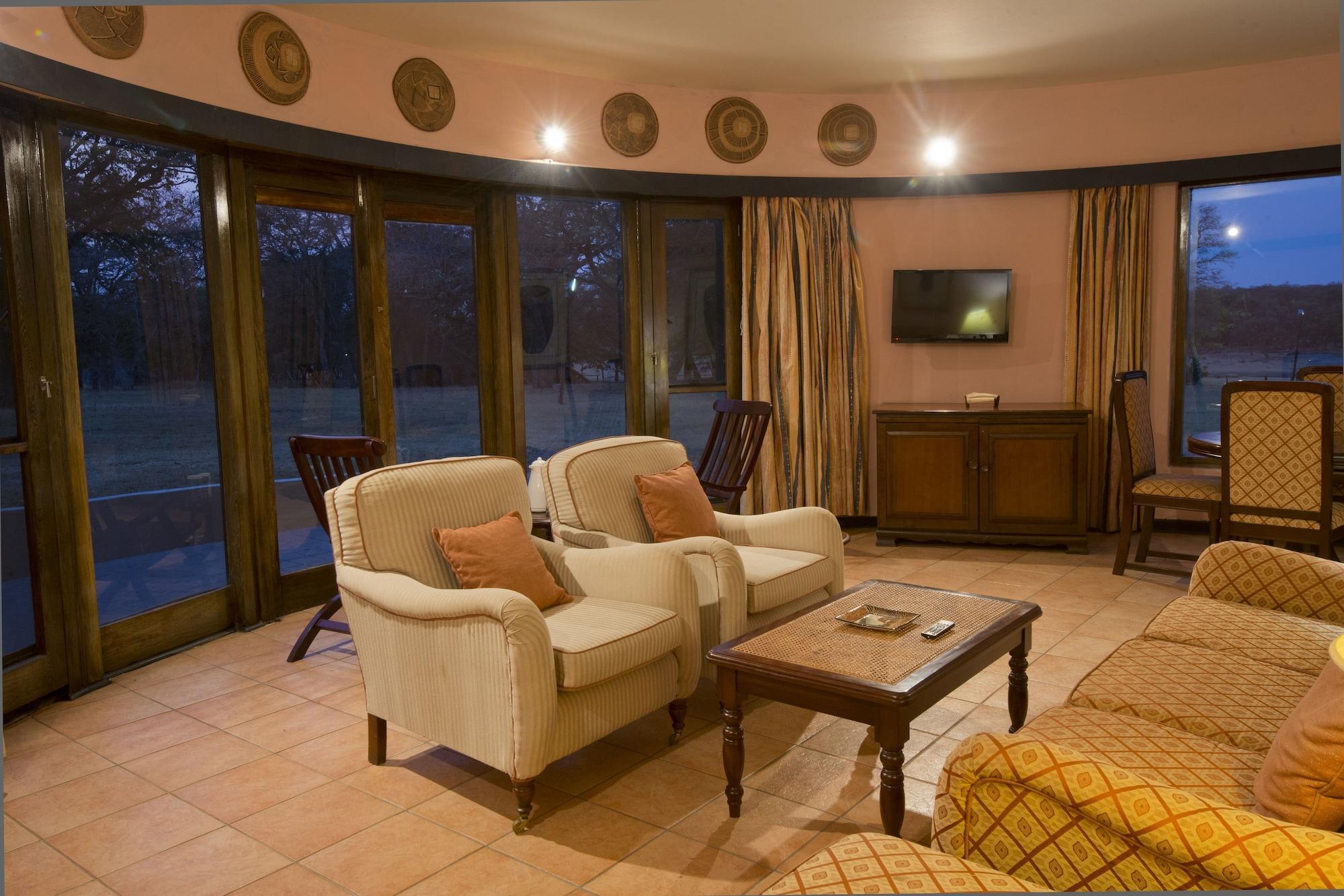 Hwange Safari Lodge Dete Esterno foto