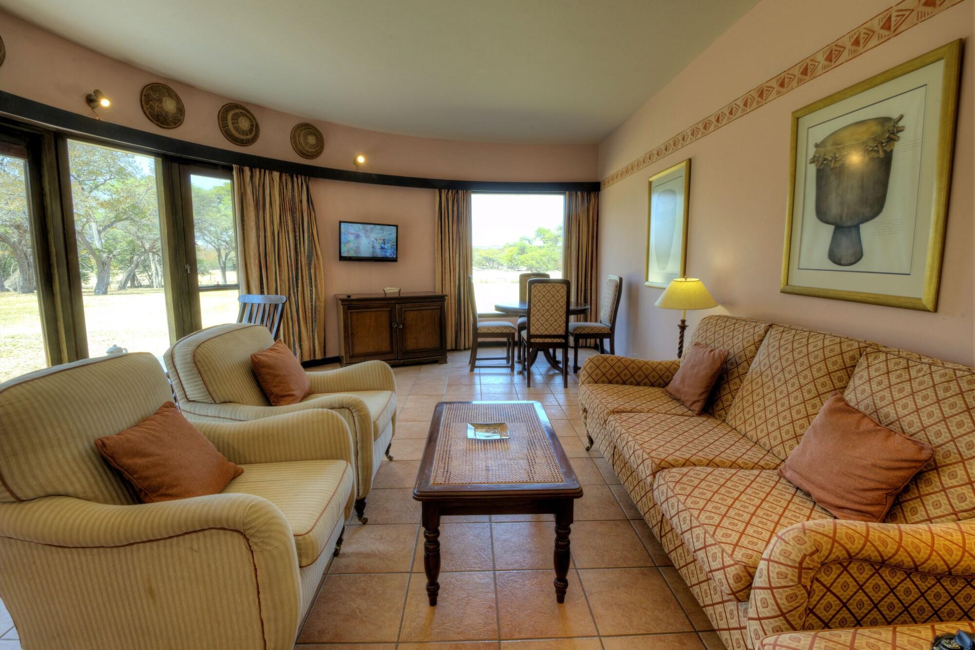 Hwange Safari Lodge Dete Esterno foto