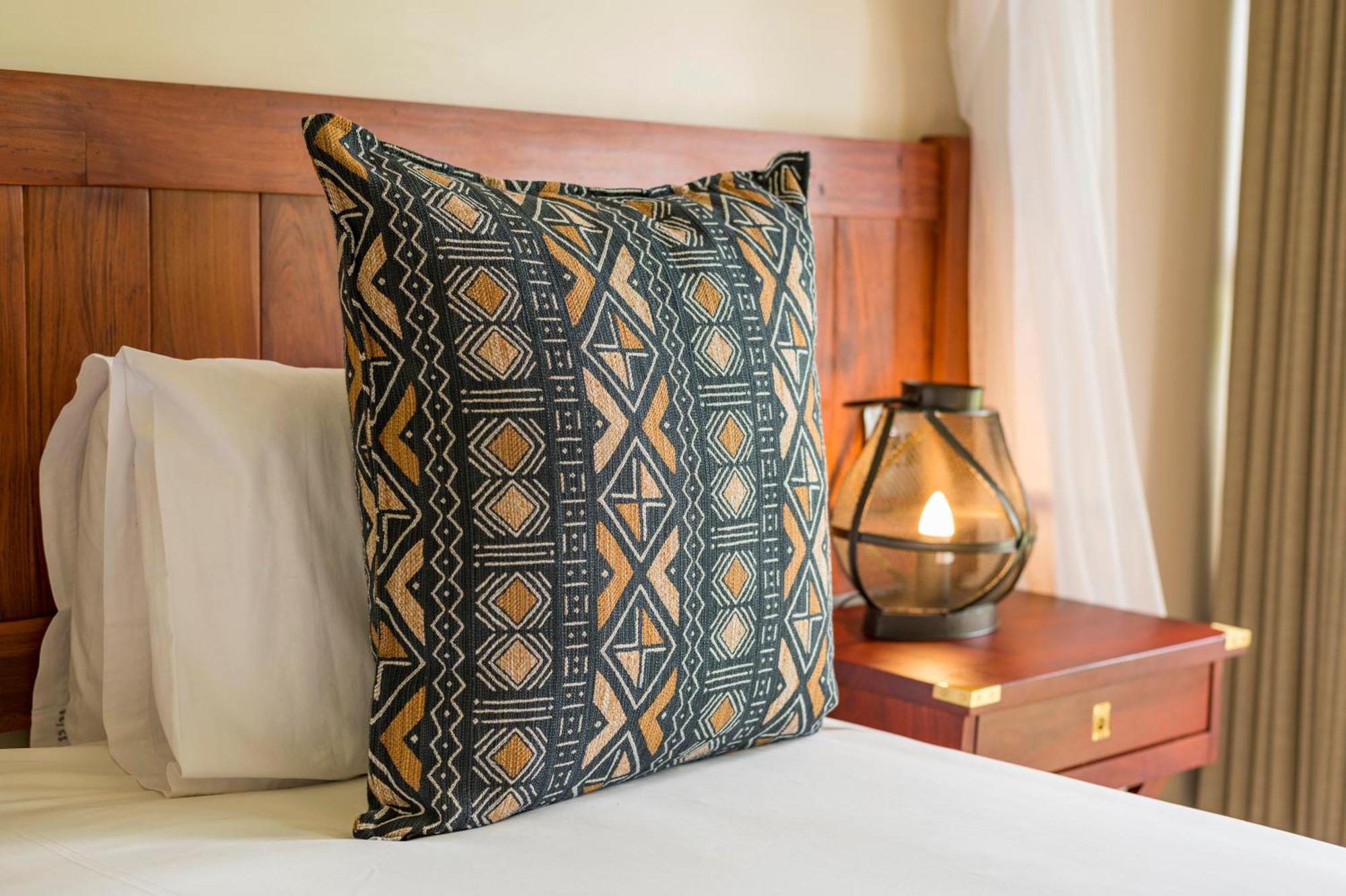 Hwange Safari Lodge Dete Esterno foto