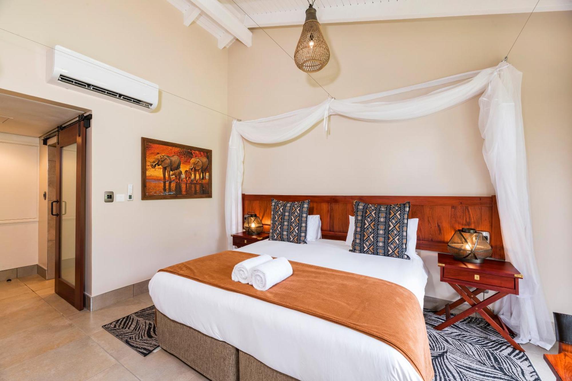 Hwange Safari Lodge Dete Esterno foto