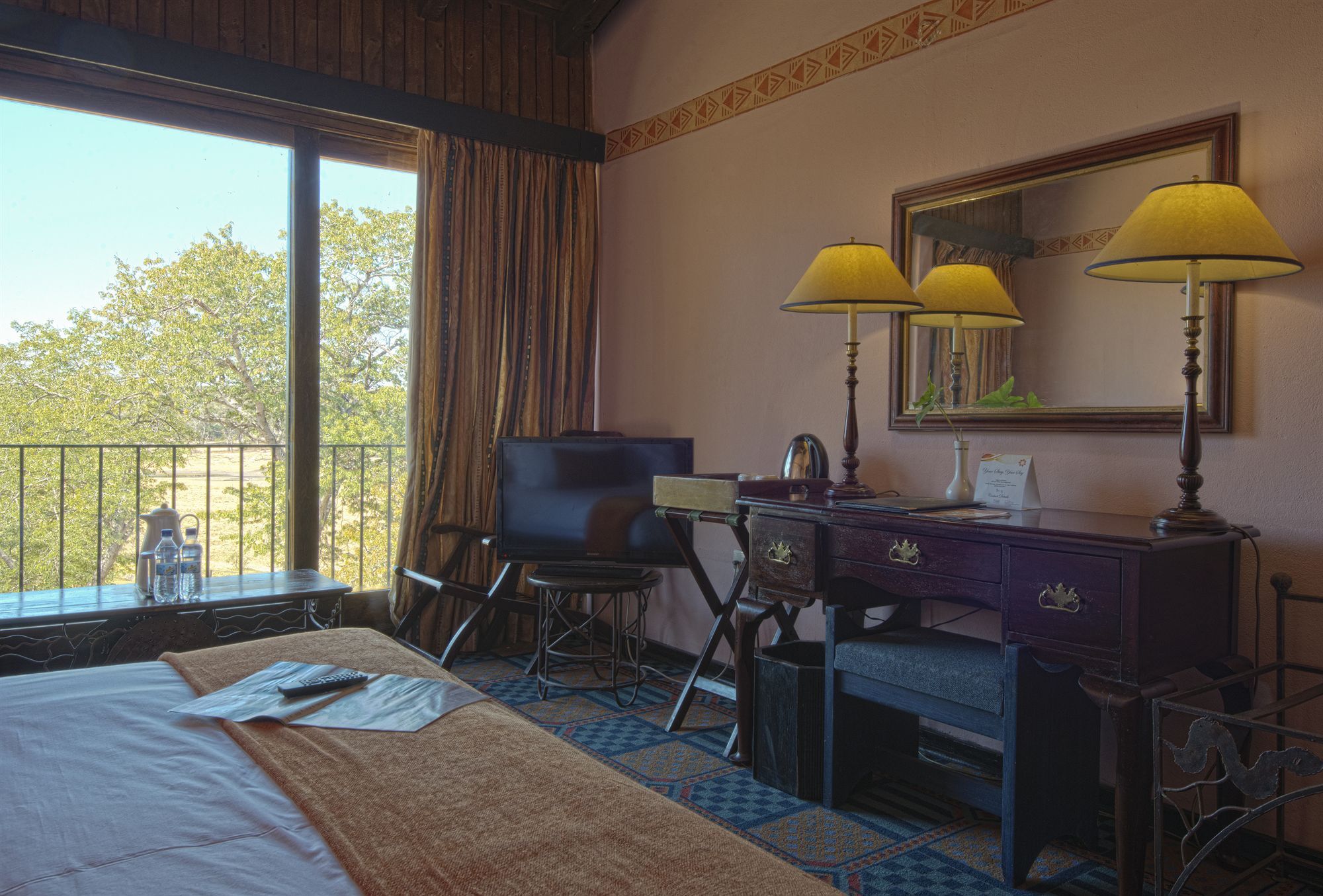 Hwange Safari Lodge Dete Esterno foto
